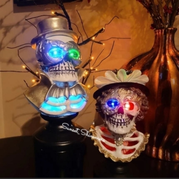 Halloween Animated Light Masquerade Costume VICTORIAN SKELETON COUPLE Bust Decor - Picture 4 of 12